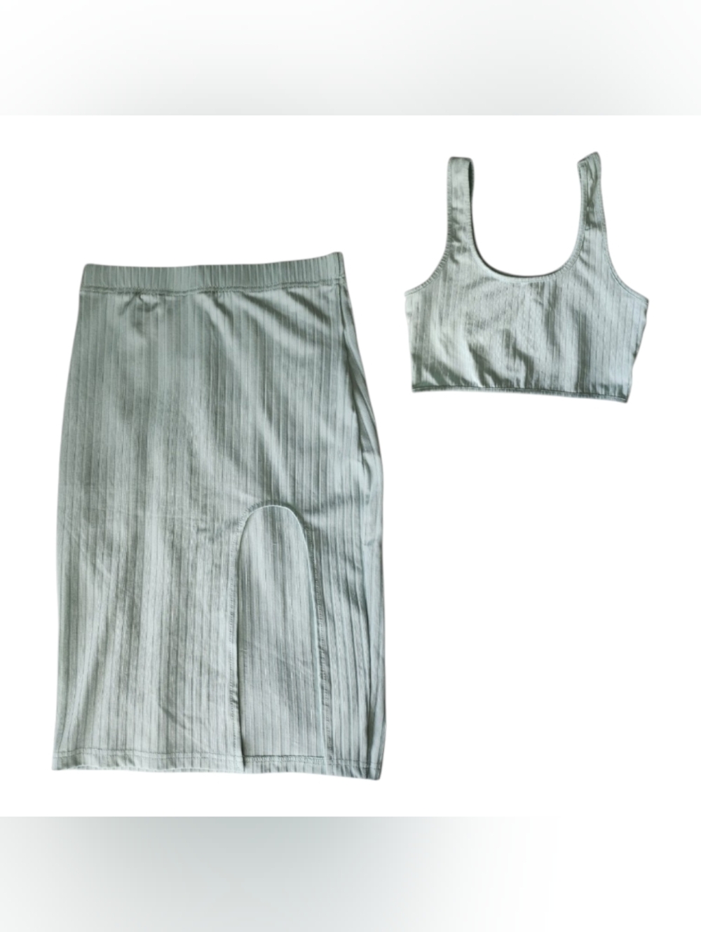 Ribbed Midi Skirt in Sage Green • Size: medium